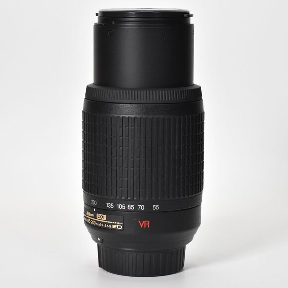 Nikon AF-S DX NIKKOR 55-200mm f/4-5.6G ED VR Zoom Lens Mint - Picture 2 of 8